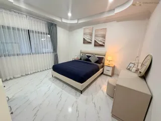 Villa en venta de 4 habitaciones en Bang Lamung, Chonburi