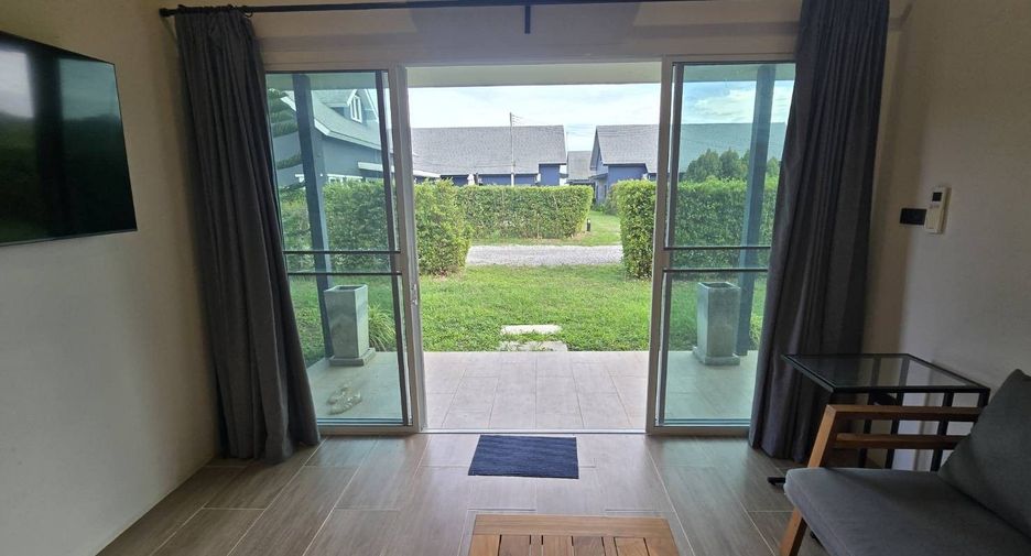 Villa en alquiler de 3 habitaciones en Pran Buri, Prachuap Khiri Khan