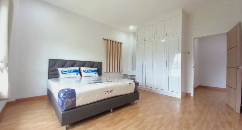 For rent 3 ベッドルーム house in Saraphi, Chiang Mai