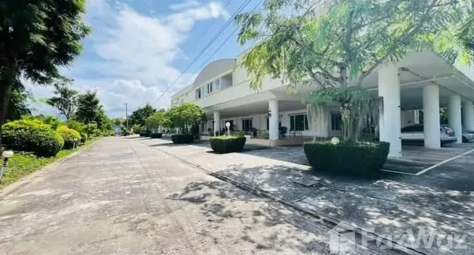 For sale 1 bed hotel in Mueang Rayong, Rayong