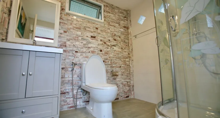 À vendre 4 chambres maison à Klaeng, Rayong