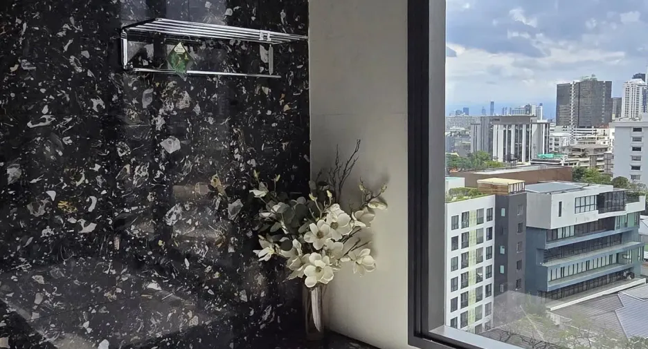 For rent 2 ベッドルーム condo in Khlong Toei, Bangkok