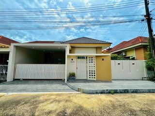 Reihenhaus zur Miete mit 3 Zimmer in Mueang Phuket, Phuket