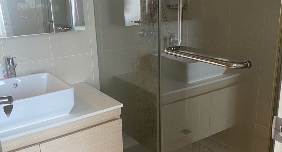 Condo en alquiler de 1 habitaciones en Watthana, Bangkok