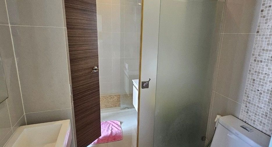 Condo en alquiler de 1 habitaciones en Watthana, Bangkok