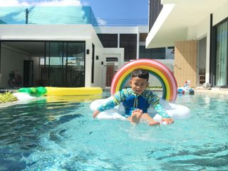 For rent 4 bedrooms villa in Mueang Phuket, Phuket