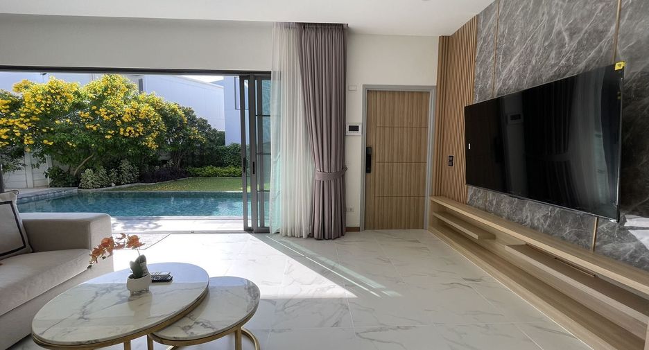 For rent 4 bedrooms villa in Mueang Phuket, Phuket