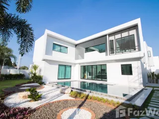 For rent 4 bedrooms villa in Mueang Phuket, Phuket