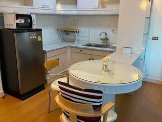 For rent studio condo in Huai Khwang, Bangkok
