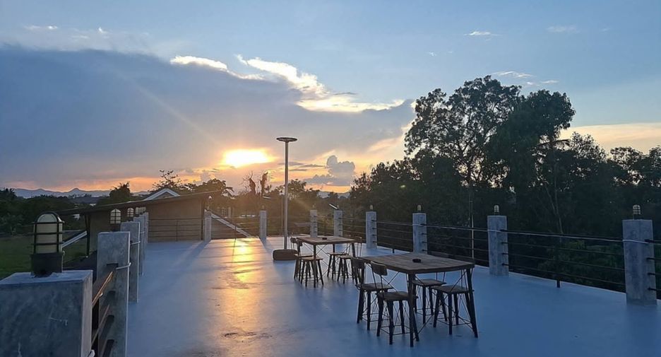 For sale and for rent 4 bedrooms house in San Pa Tong, Chiang Mai