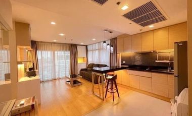 For rent 2 bedrooms condo in Bang Rak, Bangkok