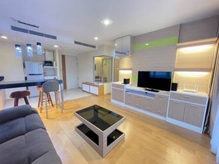 For rent 2 bedrooms condo in Bang Rak, Bangkok