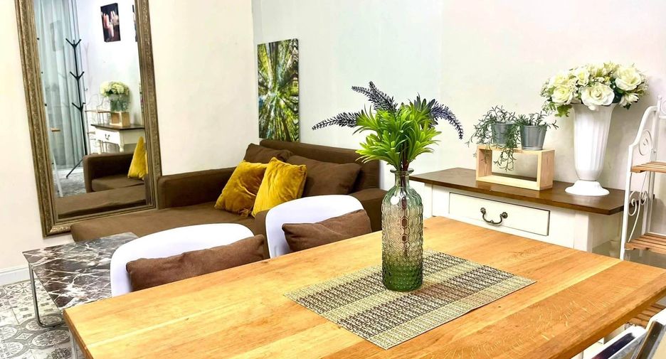 Condo en alquiler de 1 habitaciones en Phra Khanong, Bangkok