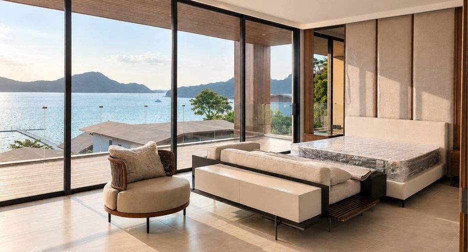 Villa zum Kauf mit 5 Zimmer in Mueang Phuket, Phuket