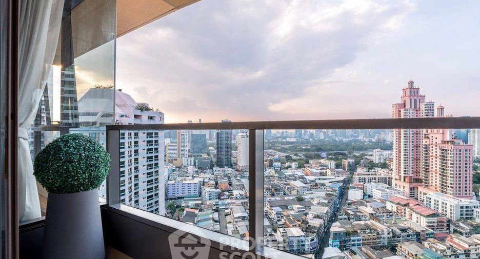 For sale 2 ベッドルーム condo in Khlong Toei, Bangkok