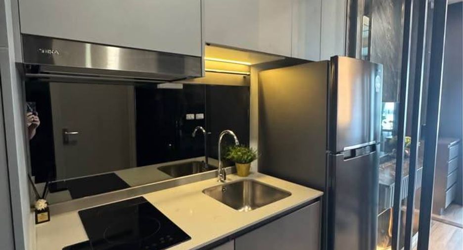 Wohnung zur Miete und zum Kauf mit 1 Zimmer in Khlong Toei, Bangkok
