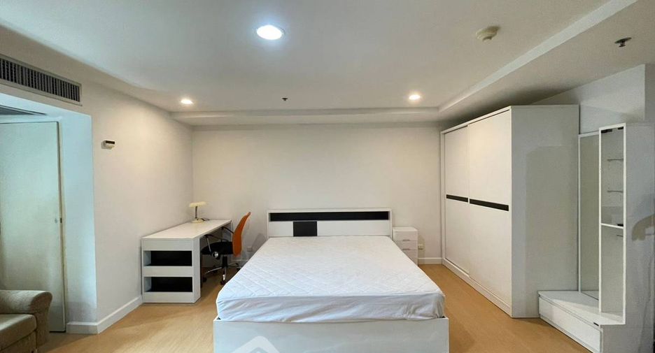 For rent and for sale 1 bed condo in Khlong Toei, Bangkok