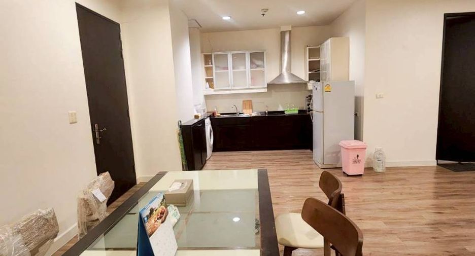Wohnung zum Kauf mit 3 Zimmer in Khlong Toei, Bangkok