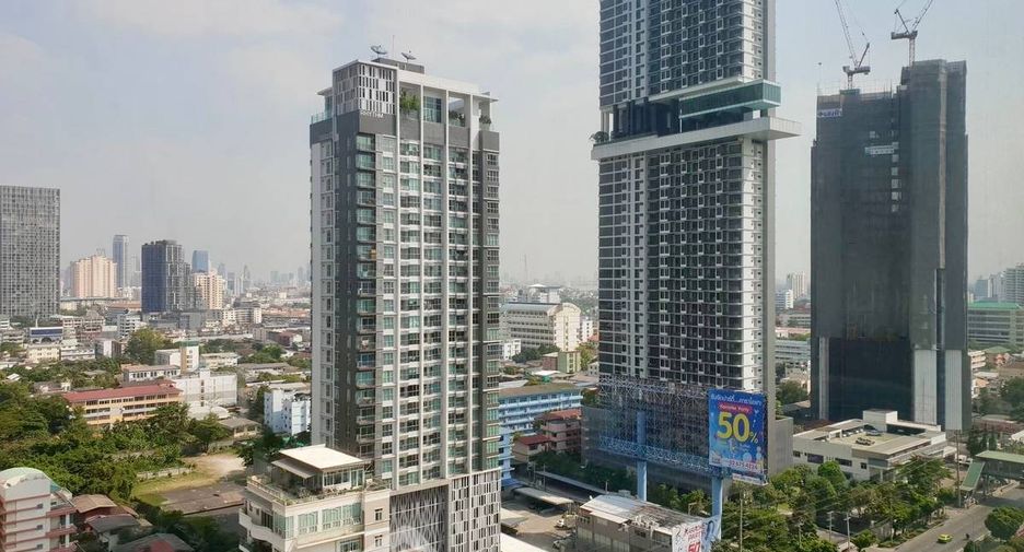 For sale 1 Beds condo in Sathon, Bangkok