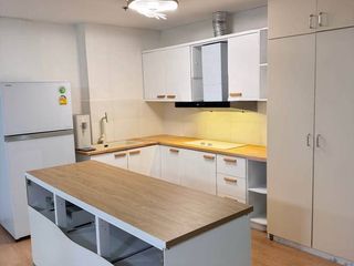 Wohnung zum Kauf mit 1 Zimmer in Bang Phlat, Bangkok