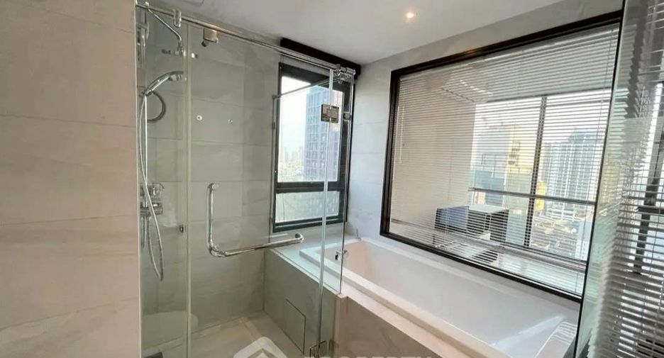 Wohnung zur Miete und zum Kauf mit 2 Zimmer in Watthana, Bangkok