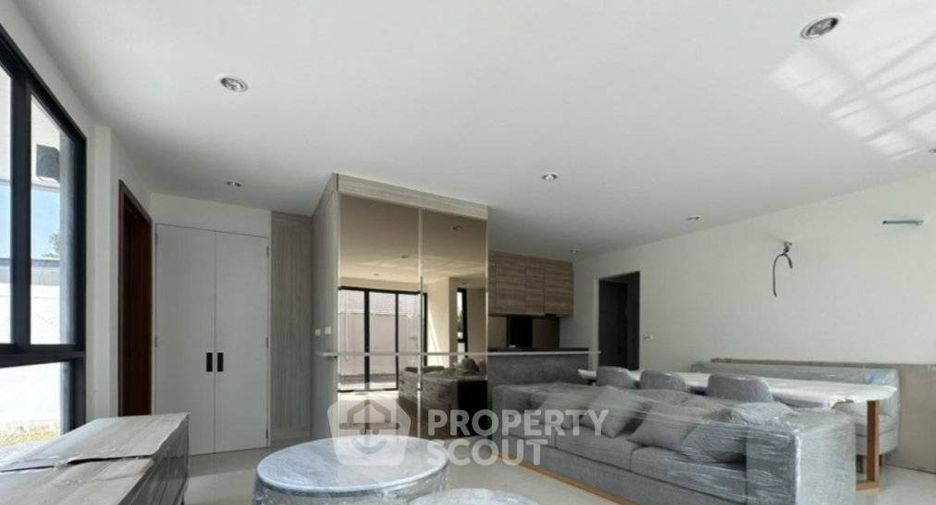 For sale 3 bedrooms house in Prawet, Bangkok