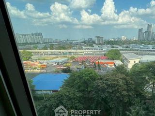 Condo en venta de 2 habitaciones en Huai Khwang, Bangkok