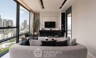 For sale 2 bedrooms condo in Watthana, Bangkok