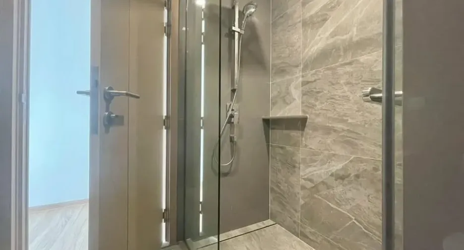 Condo en alquiler de 2 habitaciones en Suan Luang, Bangkok