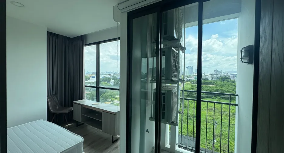 For sale そして for rent 2 ベッドルーム condo in Mueang Samut Prakan, Samut Prakan