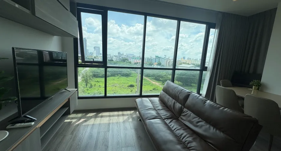 For sale そして for rent 2 ベッドルーム condo in Mueang Samut Prakan, Samut Prakan