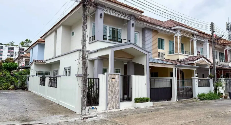 For sale 3 bedrooms house in Mueang Phuket, Phuket