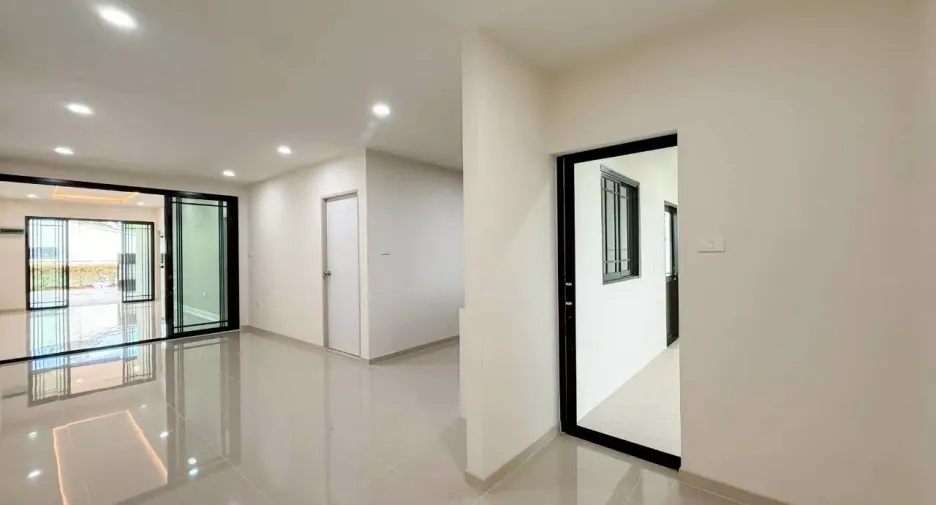 For sale 3 bedrooms house in Mueang Phuket, Phuket