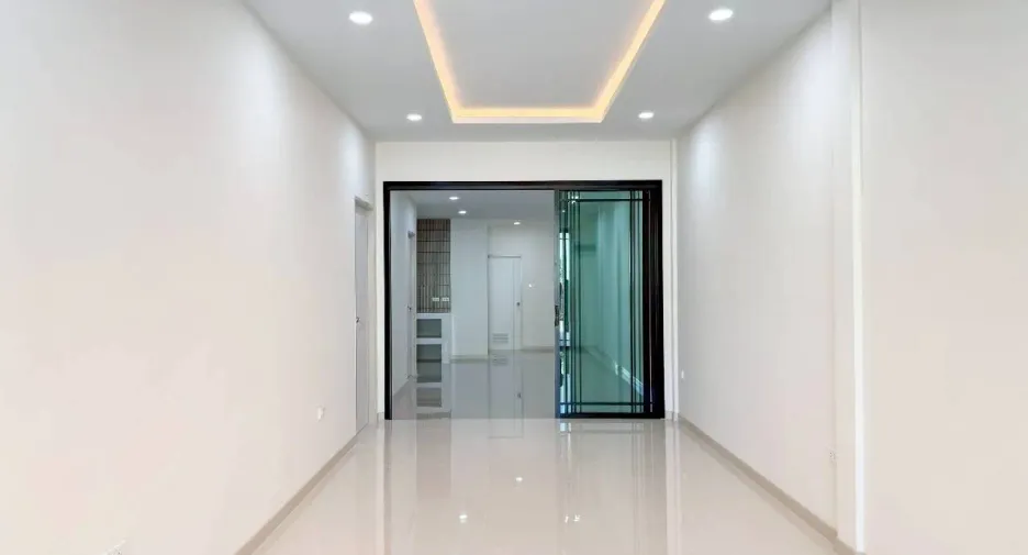 For sale 3 bedrooms house in Mueang Phuket, Phuket