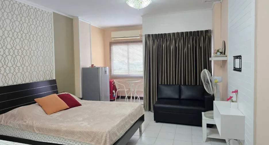 Wohnung zum Kauf mit Studio in Lat Phrao, Bangkok
