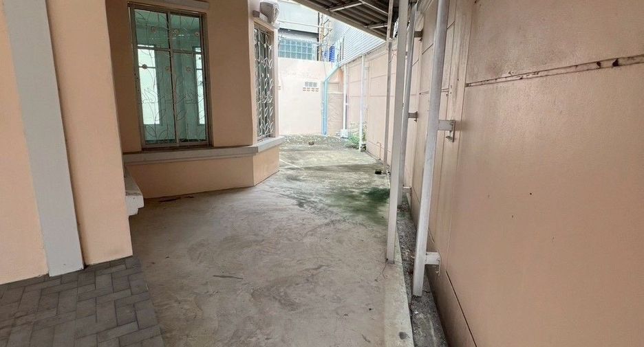 Casa adosada en venta de 4 habitaciones en Chatuchak, Bangkok