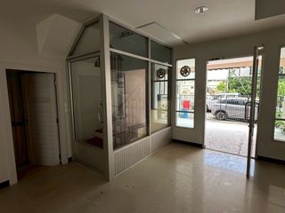 Casa adosada en venta de 3 habitaciones en Chatuchak, Bangkok