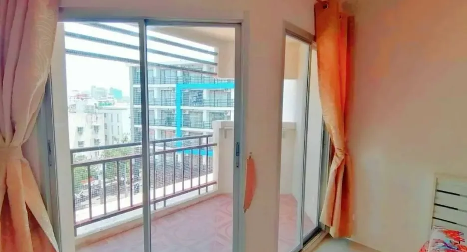 Wohnung zum Kauf mit 2 Zimmer in Bang Lamung, Chonburi