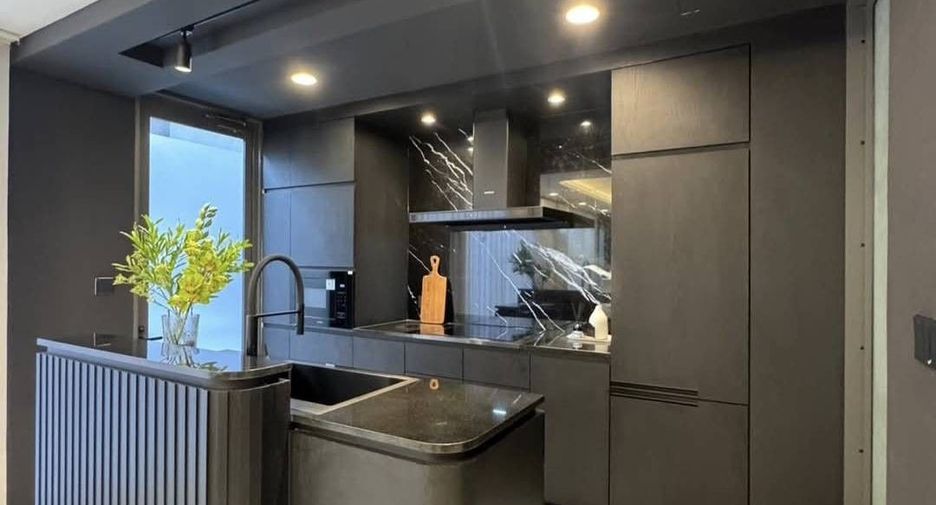 Casa en venta de 3 habitaciones en Lat Phrao, Bangkok