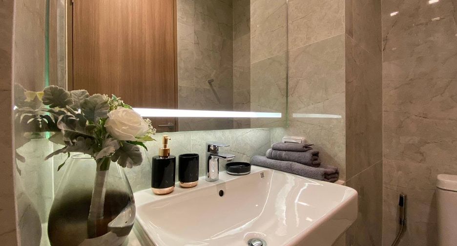 For rent 1 bed condo in Watthana, Bangkok