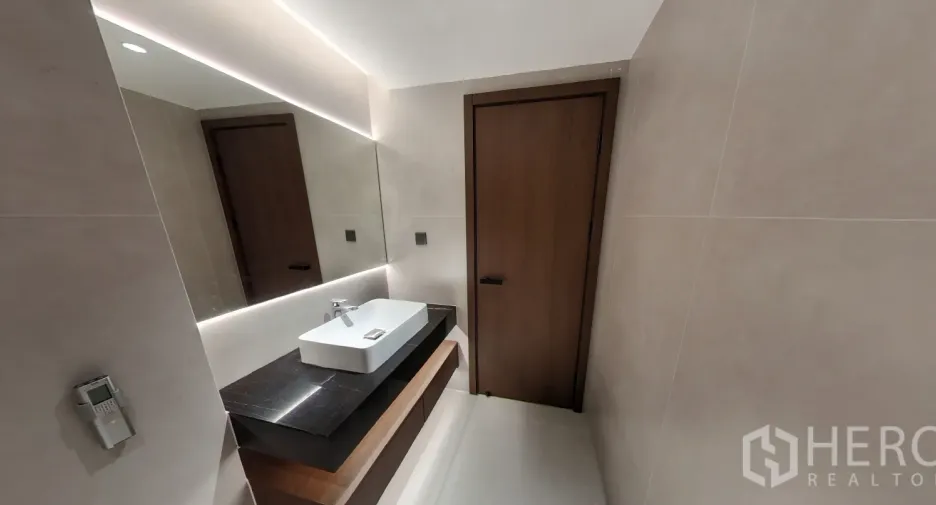 For rent office in Din Daeng, Bangkok
