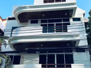 For rent 5 ベッドルーム house in Watthana, Bangkok