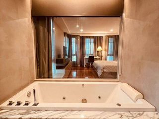 Condo en alquiler de 1 habitaciones en Phra Khanong, Bangkok