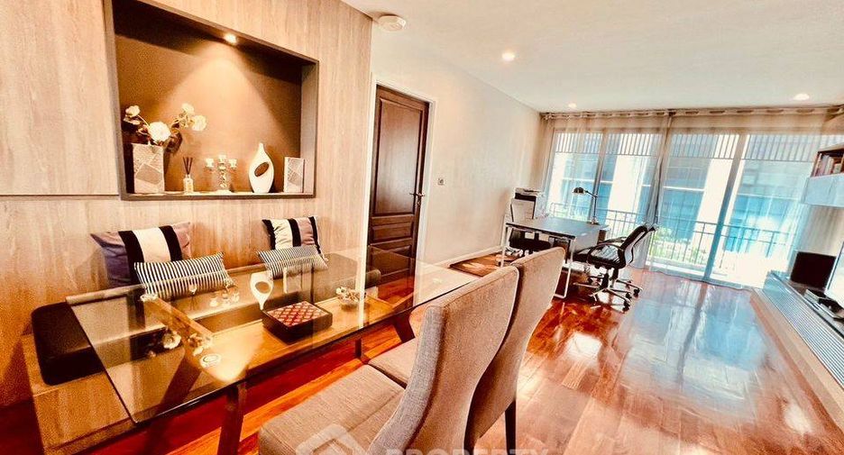 Condo en alquiler de 1 habitaciones en Phra Khanong, Bangkok