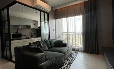 À louer 2 chambres condo à Thon Buri, Bangkok