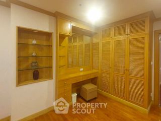 For rent 3 bedrooms condo in Rat Burana, Bangkok