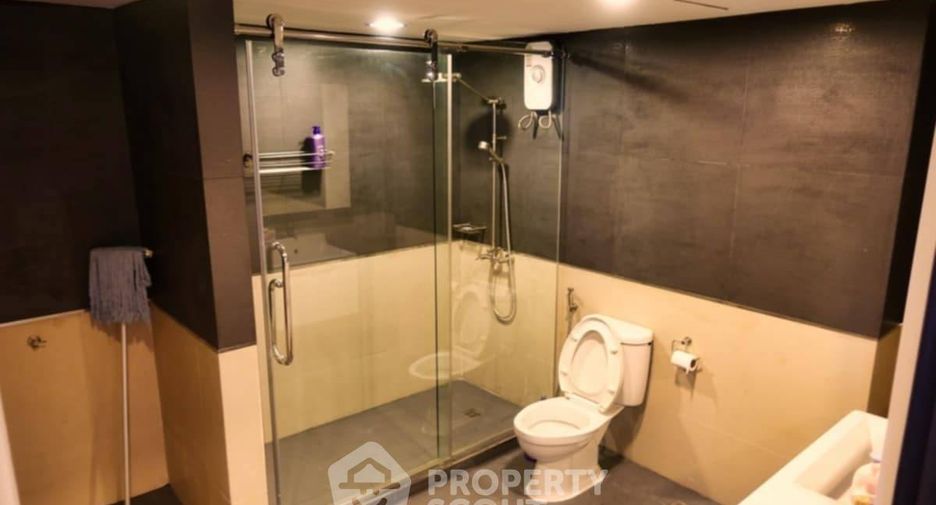 For sale 2 bedrooms condo in Ratchathewi, Bangkok