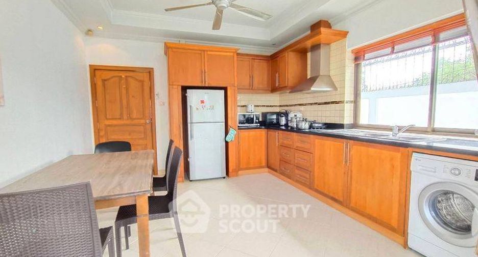 À louer et à vendre 3 chambres maison à Jomtien, Pattaya
