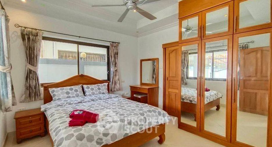 À louer et à vendre 3 chambres maison à Jomtien, Pattaya