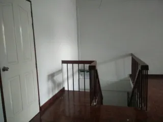 Reihenhaus zum Kauf und zur Miete mit 3 Zimmer in Bang Kapi, Bangkok